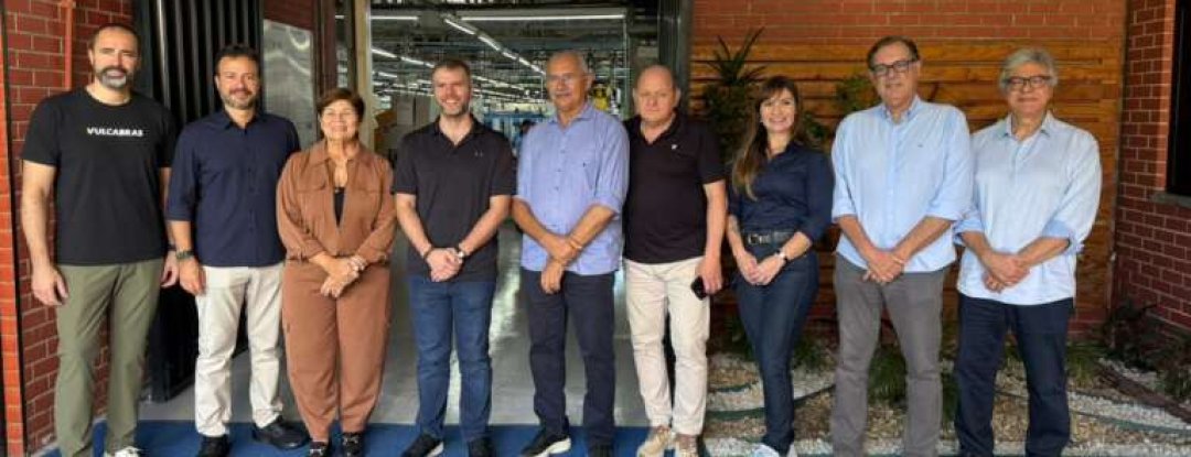 Adece, SDE e Ipece realizam visita institucional à Vulcabras, maior indústria calçadista do Ceará