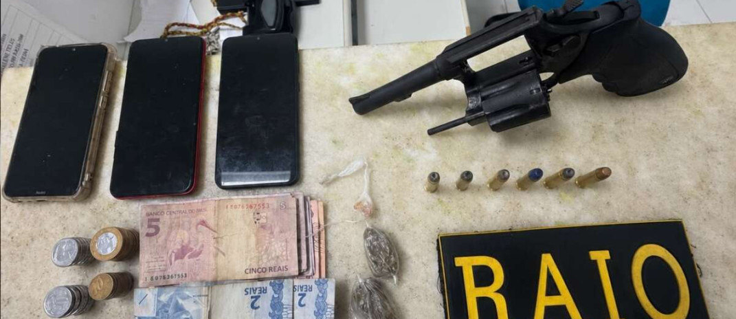 Polícia Militar prende casal com drogas e arma de fogo em Boa Viagem