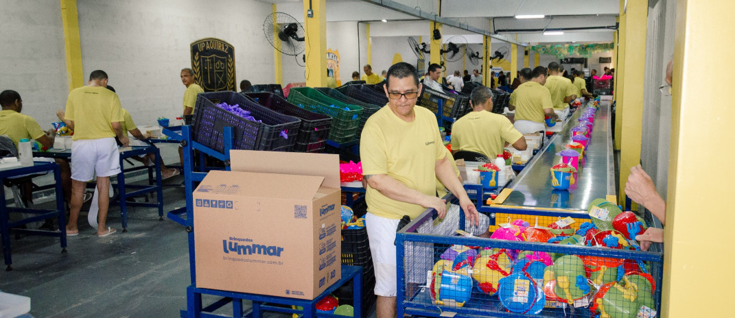 Fábrica de brinquedos é inaugurada na Unidade Prisional de Aquiraz