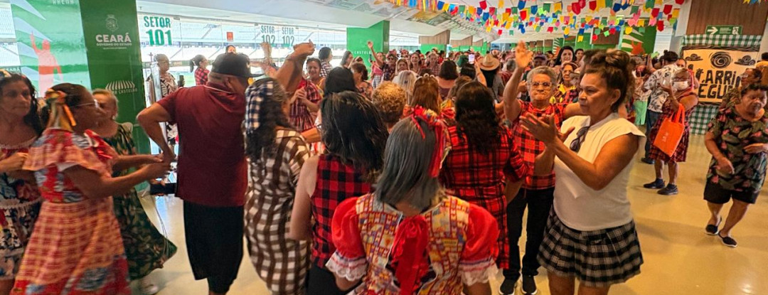400 pessoas participam do São João do projeto FelizIdade na Arena Castelão