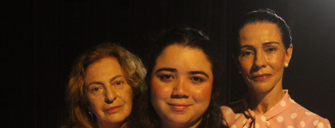 Grupo Teatro Novo celebra 80 anos de Jane Azeredo com o espetáculo “29.200” no Cineteatro São Luiz