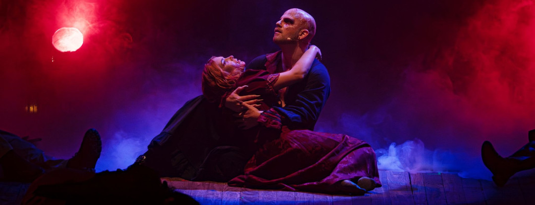 Fortaleza recebe superprodução teatral cearense “Drácula – A Lenda da Sombra” no Cineteatro São Luiz