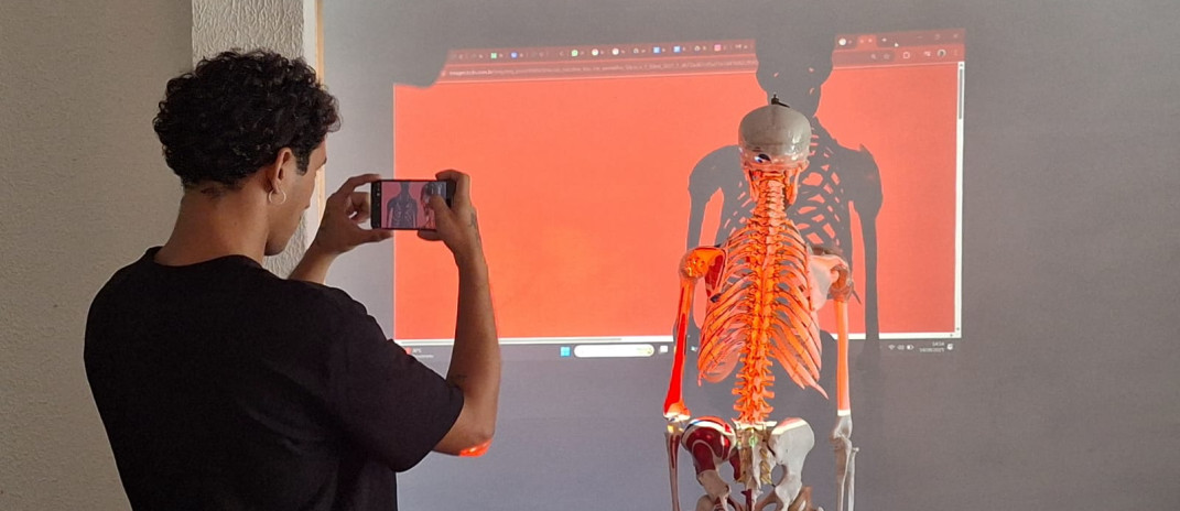 Curso promovido pelo Sobrado Dr. José Lourenço discute reflexões sobre corpo e a própria imagem 