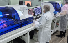 Analisado pelo Lacen/CE, Teste do Pezinho ajuda a transformar o futuro de milhares de crianças cearenses