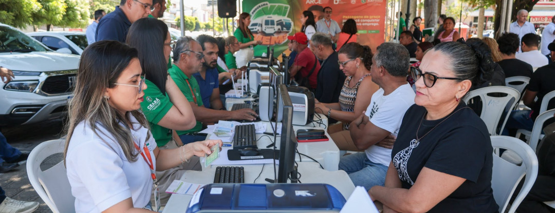 Com mais de 53 mil cartões entregues no CE, Caravana do VaiVem Trabalhador inicia ações no Cariri