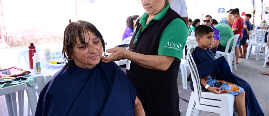 Projeto Acolher realiza ação no bairro Vicente Pinzón, em Fortaleza